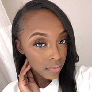 Meet your Posher, Janelle